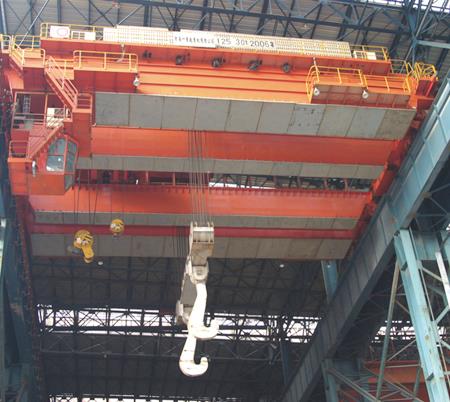 Big Capacity Double Girder Overhead Crane For Foundry Iron Casting Level